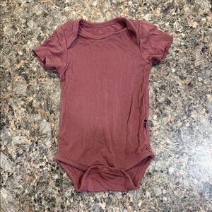 Kyte Baby Dusty Rose Bodysuit size NB